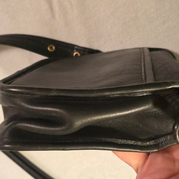 Coach Legacy Small Flap Saddle Bag 9965 Vintage Black GUC Clean. Turnlock. - Picture 16 of 16